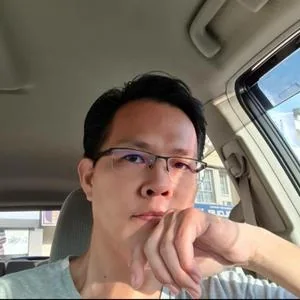 Photo of Aaron
